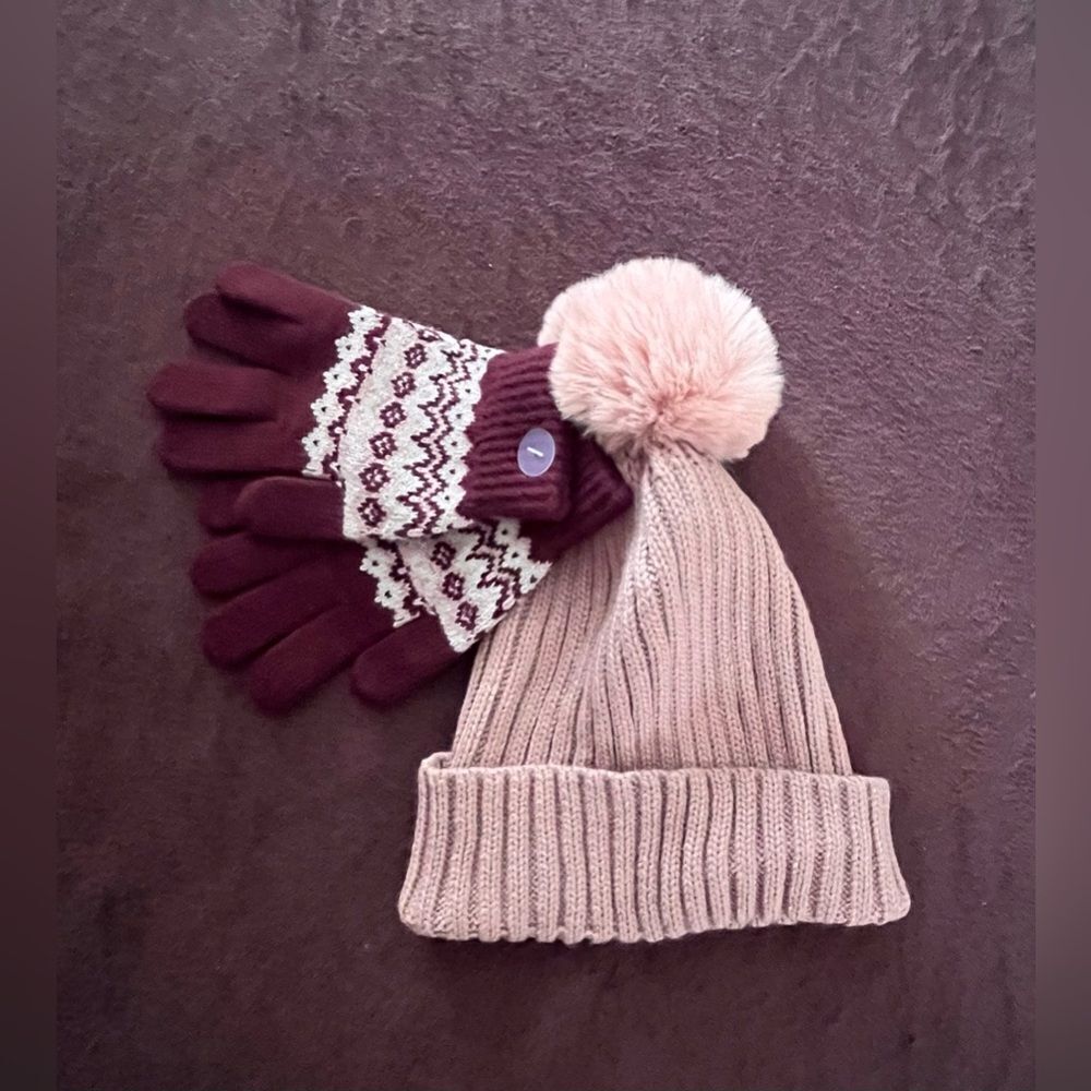 NWT Maurice’s Winter Hat & Glove Set 2pc Pom Beanie New